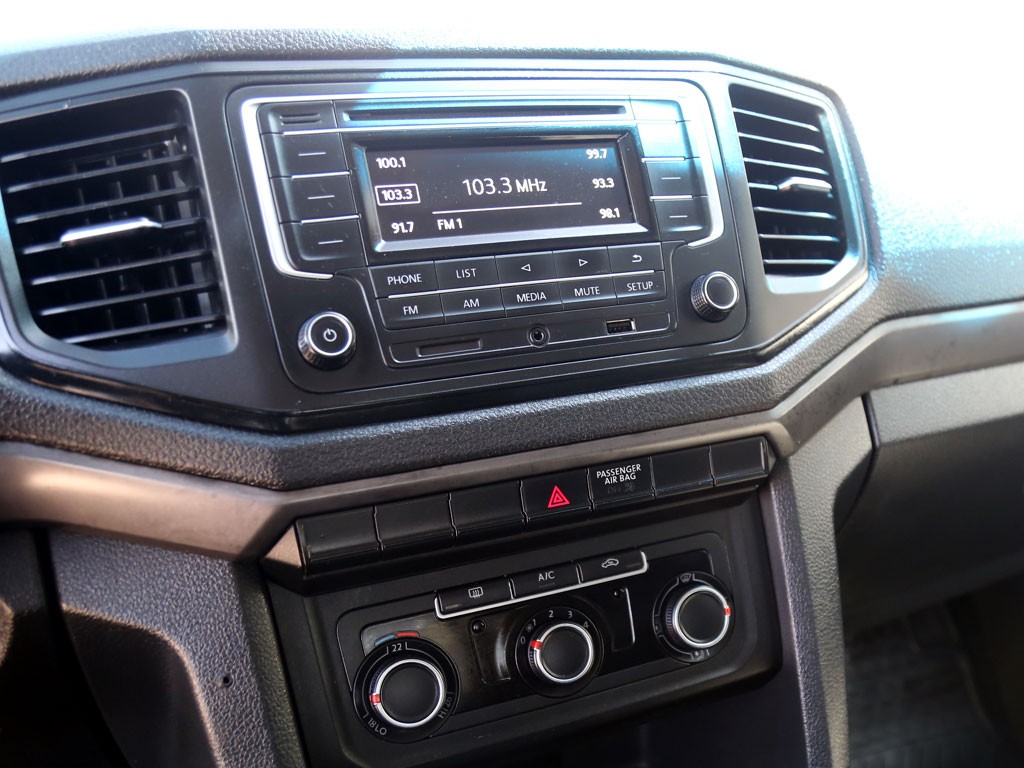 Volkswagen Amarok 2.0 Trendline Diesel 4x4 Mt año 2023