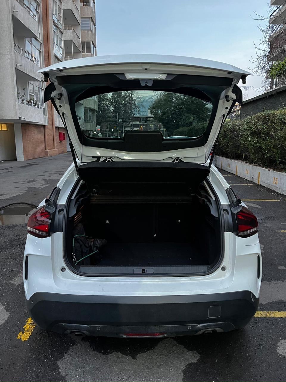 CITROEN C-4 1.2 Puretech 130 S&s Eat8 Shine At año 2022