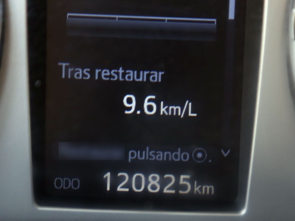 Toyota Hilux Dcab Mt 4x4 2.4 año 2024