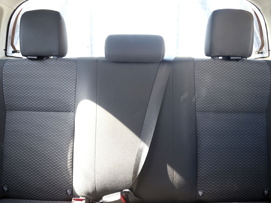 Toyota Hilux Dcab Mt 4x4 2.4 año 2024