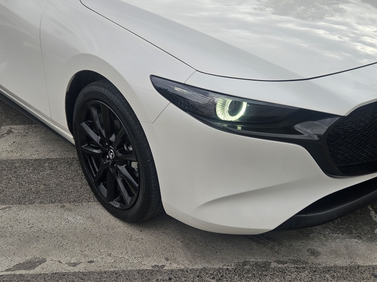 Mazda 3 2.0 Sport Core At año 2024