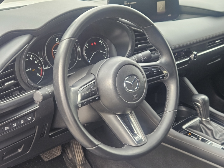 Mazda 3 2.0 Sport Core At año 2024