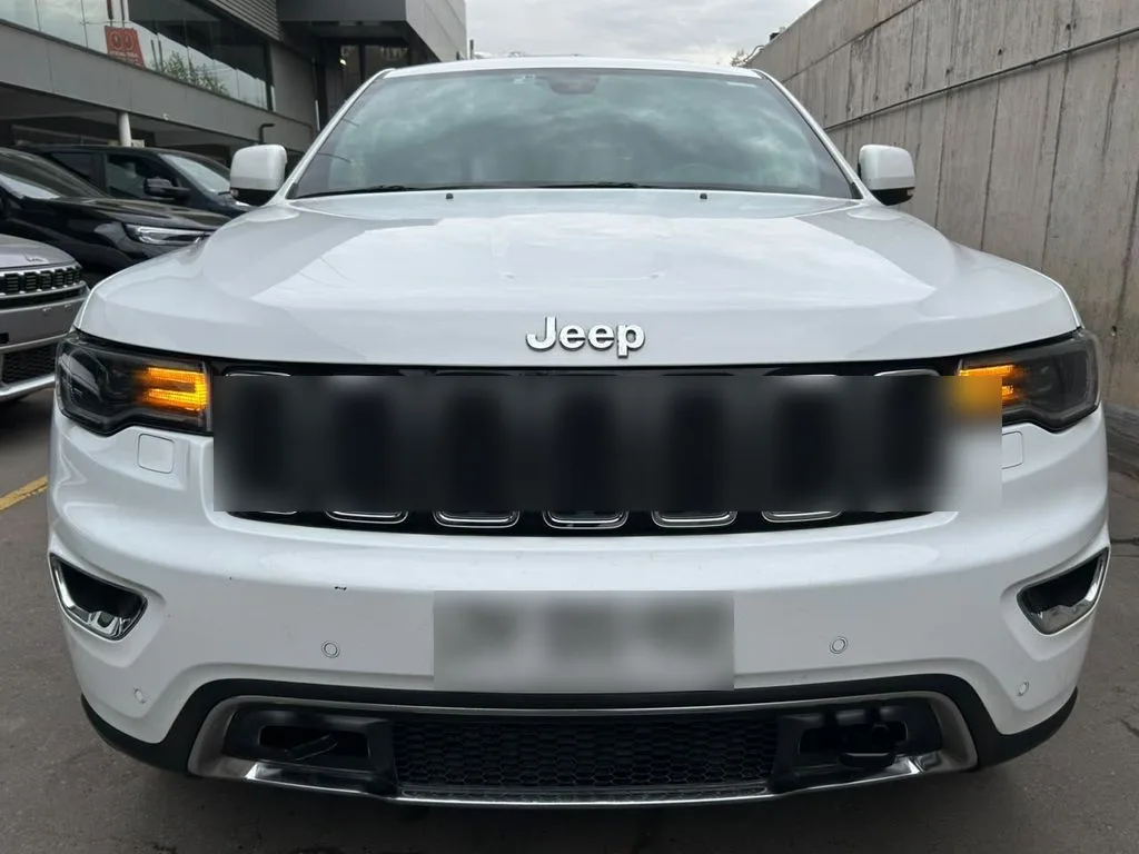 Jeep Grand Cherokee 3.6 Limited Lx 4x4 At 5p año 2018