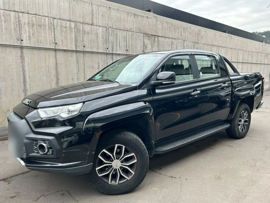 JMC Vigus 2.4 Plus Diesel 4x2 Euro5 Mt 4p año 2023