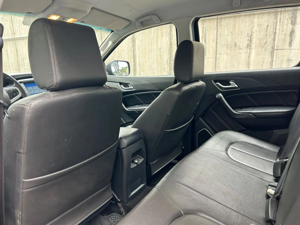 JMC Vigus 2.4 Plus Diesel 4x2 Euro5 Mt 4p año 2023