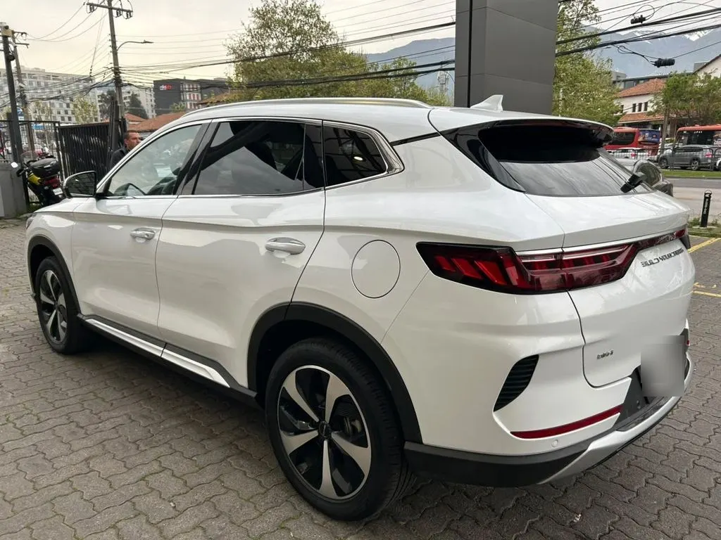 BYD Song Plus 1.5 Gs At 4x2 Hibrido año 2024