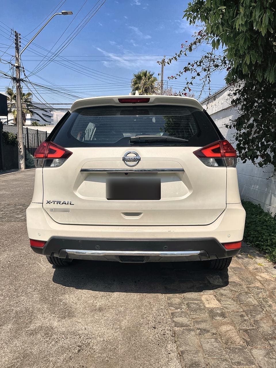 NISSAN X-TRAIL 2.5 Sense Cvt At año 2018