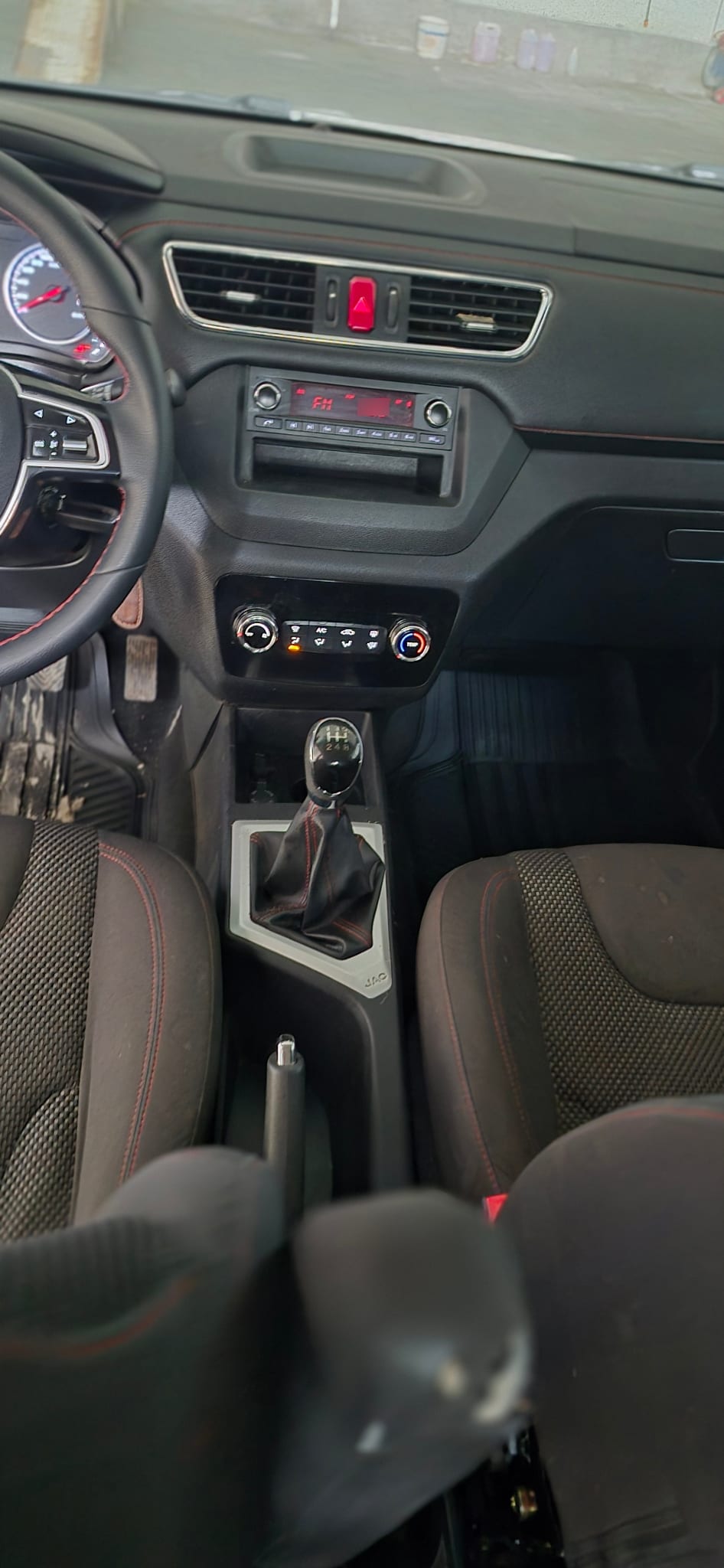 JAC Js2 1.5 Comfort Mt año 2022