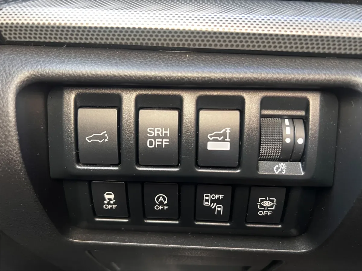 SUBARU FORESTER 2.0 Awd Limited Es At 4x4 año 2021