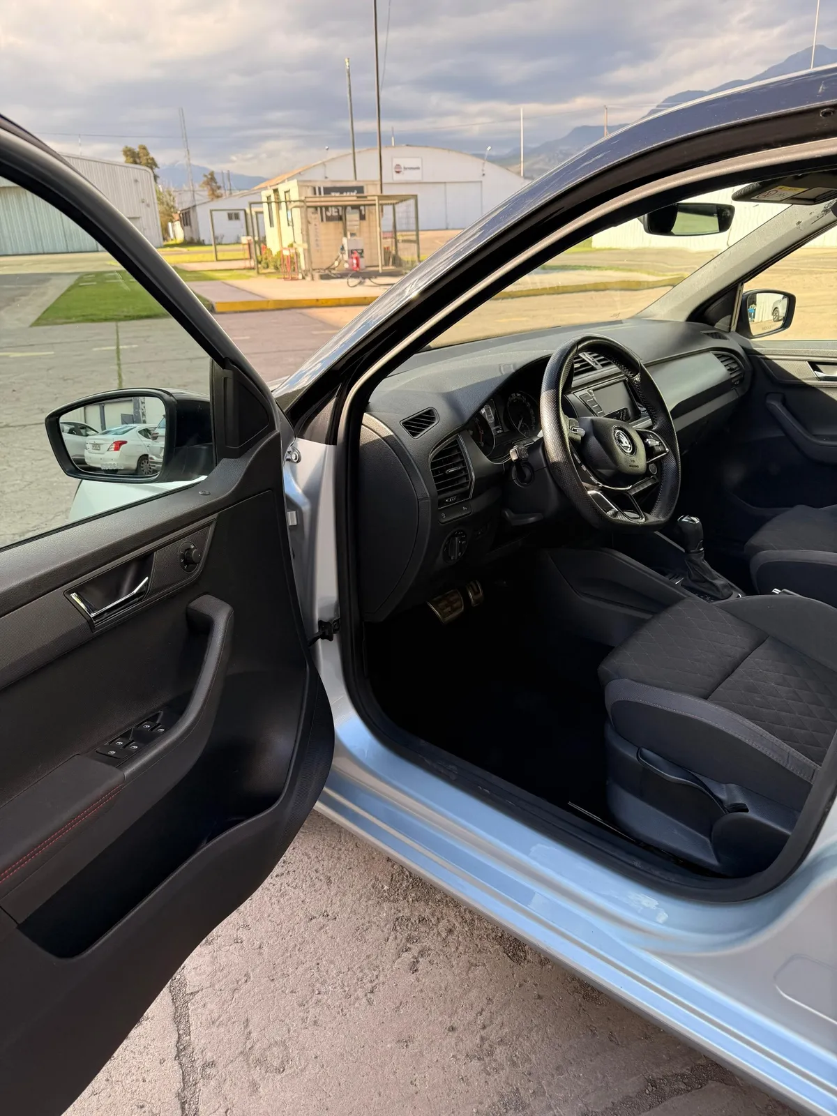 SKODA FABIA 1.0 Tsi Ambiente Mt año 2021