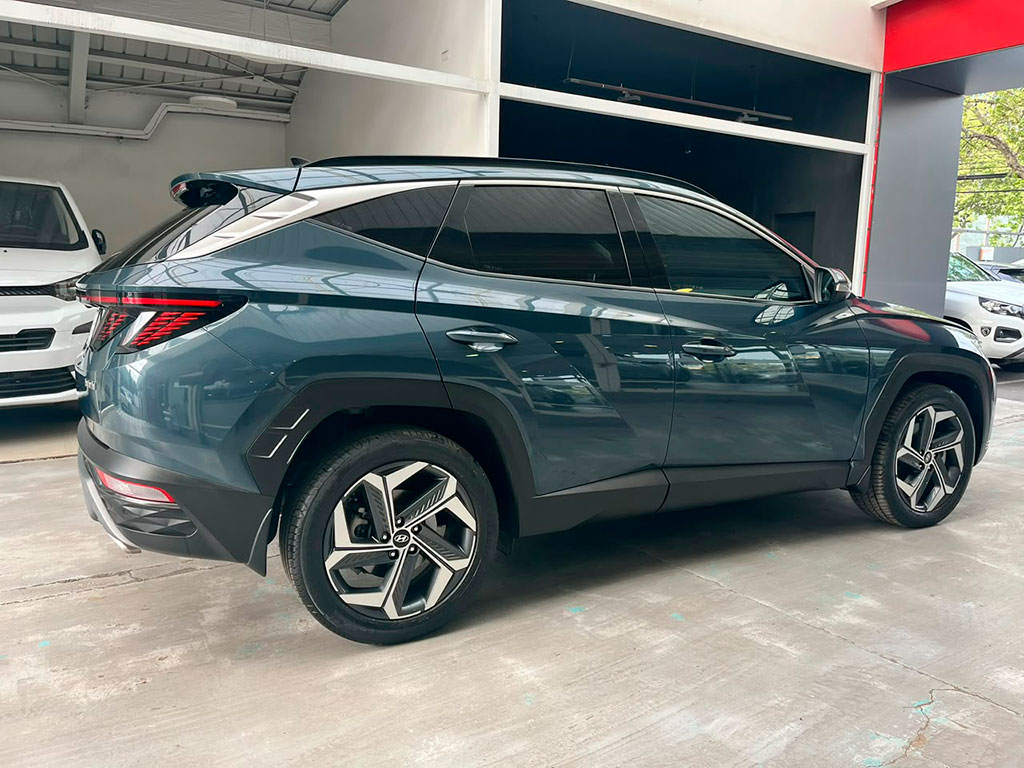 Hyundai Tucson 1.6t Nx4 Hev Value At año 2024