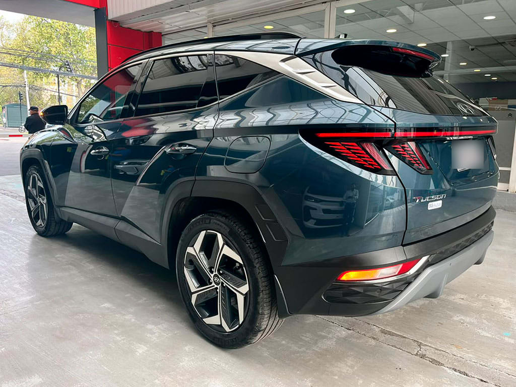 Hyundai Tucson 1.6t Nx4 Hev Value At año 2024