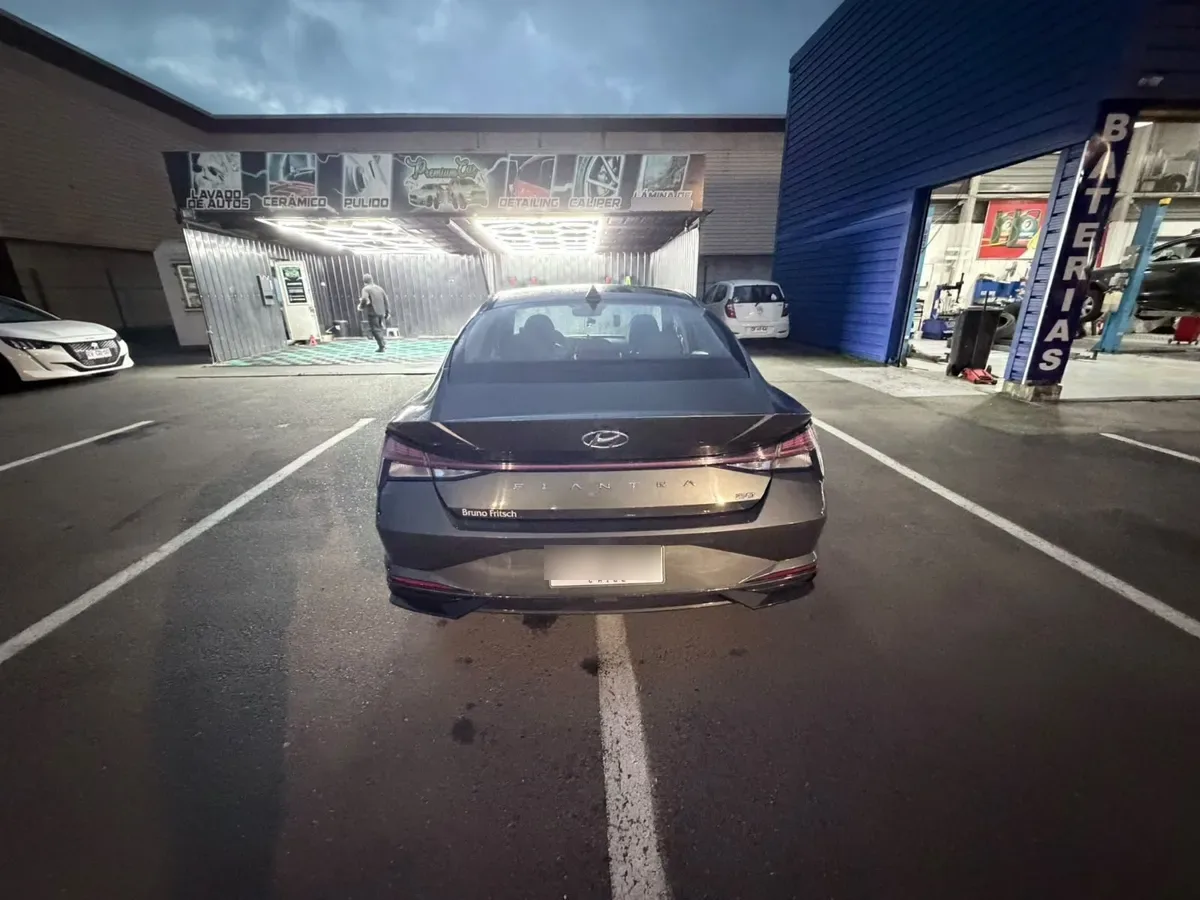 Hyundai ELANTRA 2.0 Cn7 Premium At año 2022