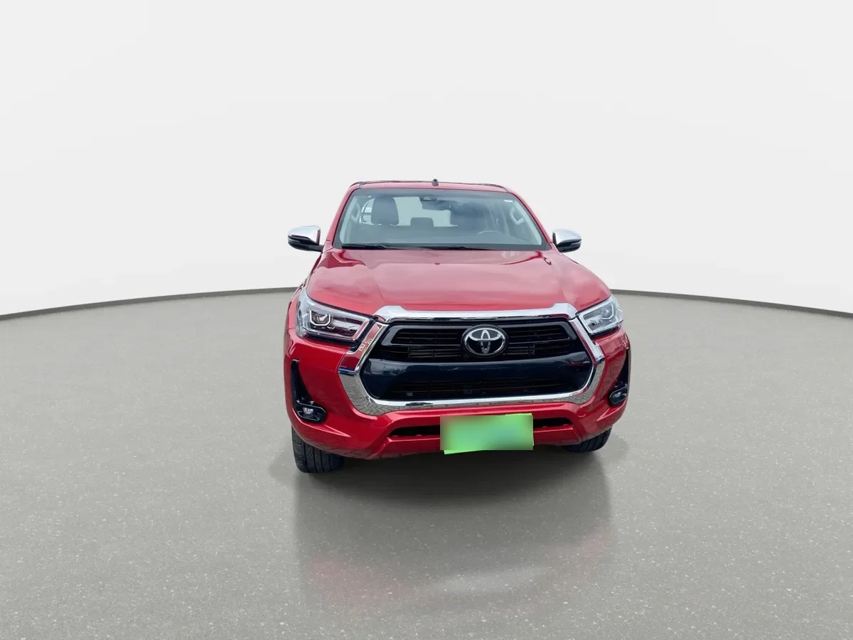 Toyota Hilux 2.8 Srv Diesel 4x4 Dob. Cab. At 4p año 2024