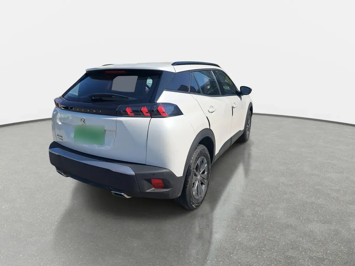 Peugeot 2008 1.2 Active Puretech 130 4x2 Mt 5p año 2022