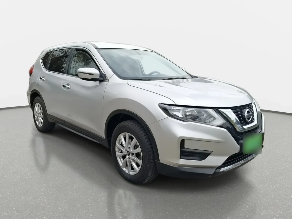 Nissan X-Trail 2.5 Sense 4x2 2row Cvt At 5p año 2023