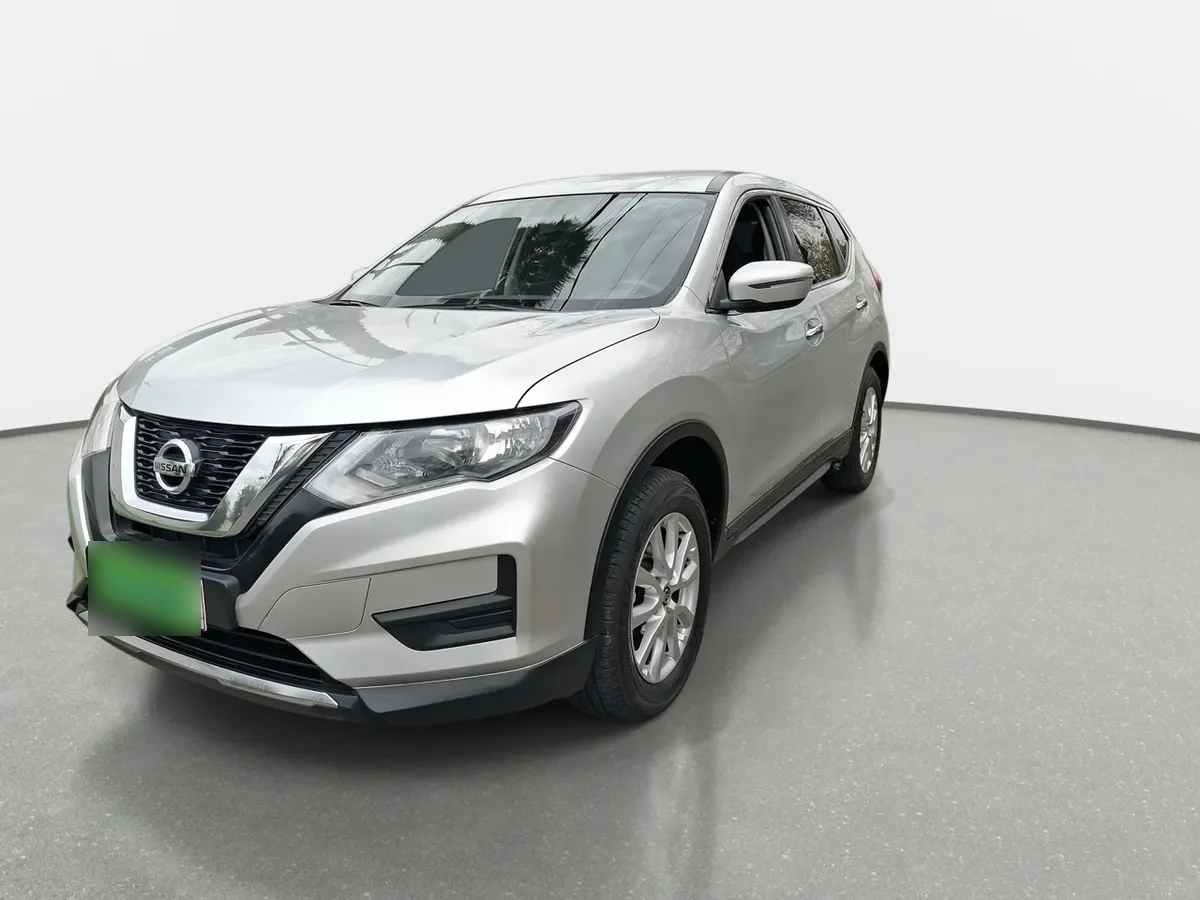 Nissan X-Trail 2.5 Sense 4x2 2row Cvt At 5p año 2023