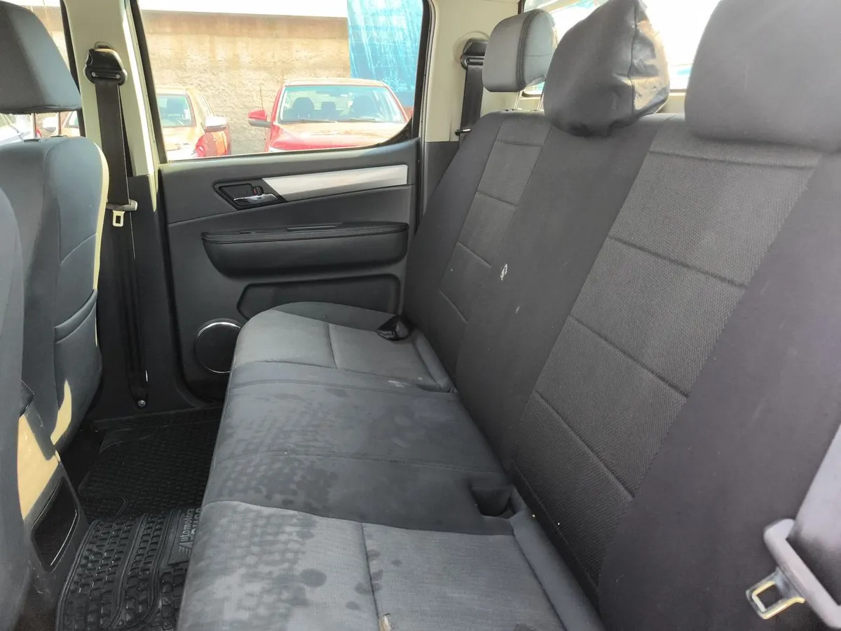 JAC T8 2.0 Comfort 4x2 Diesel Mt 4p año 2022