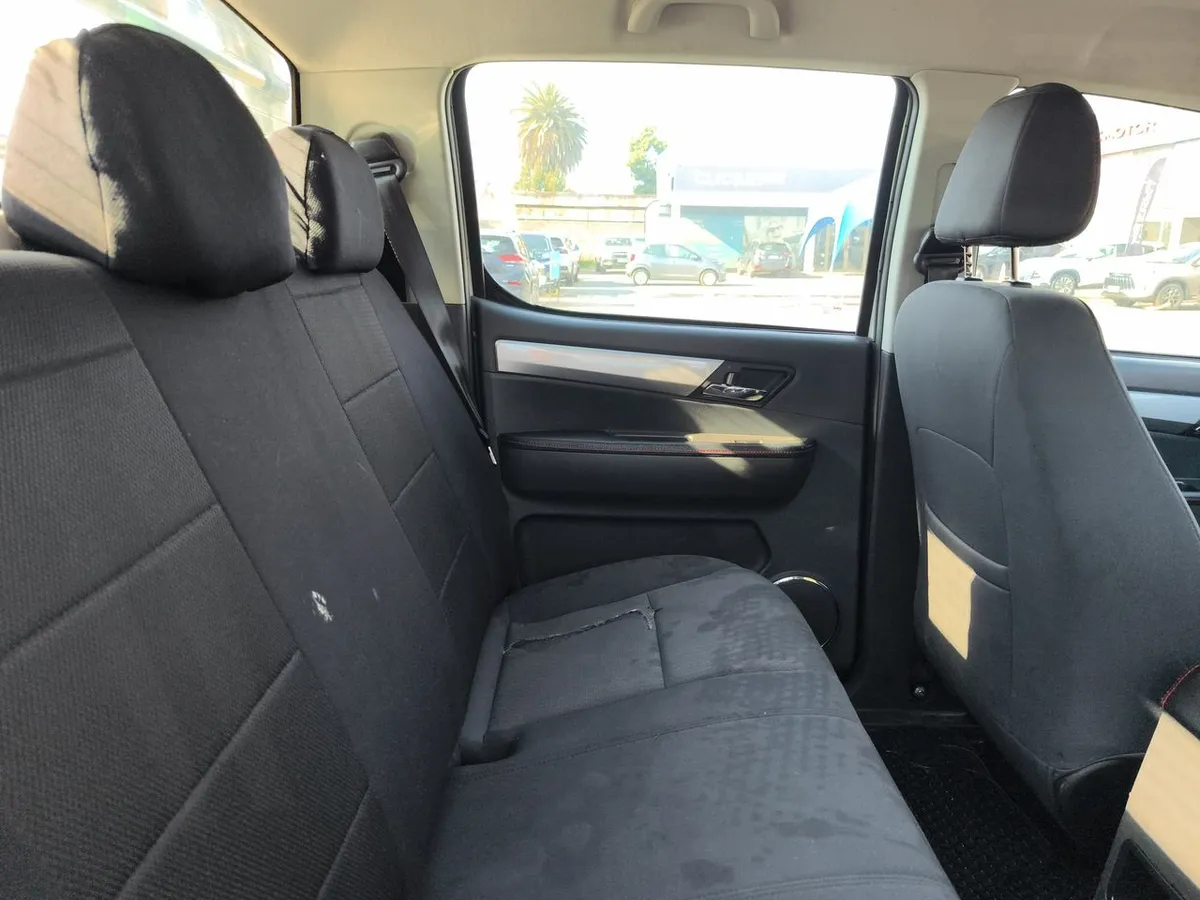 JAC T8 2.0 Comfort 4x2 Diesel Mt 4p año 2022