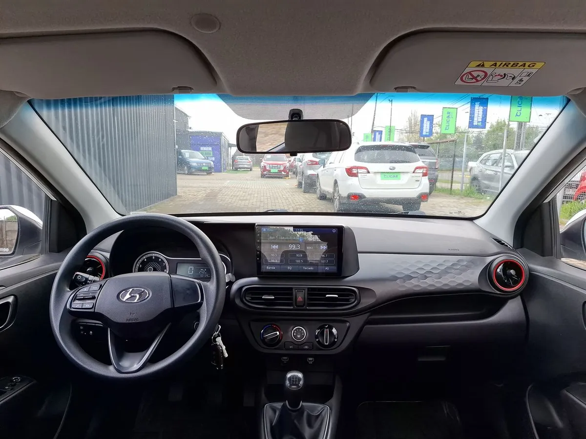 Hyundai Grand I10 1.2 Plus 4x2 Hb Mt 5p año 2024