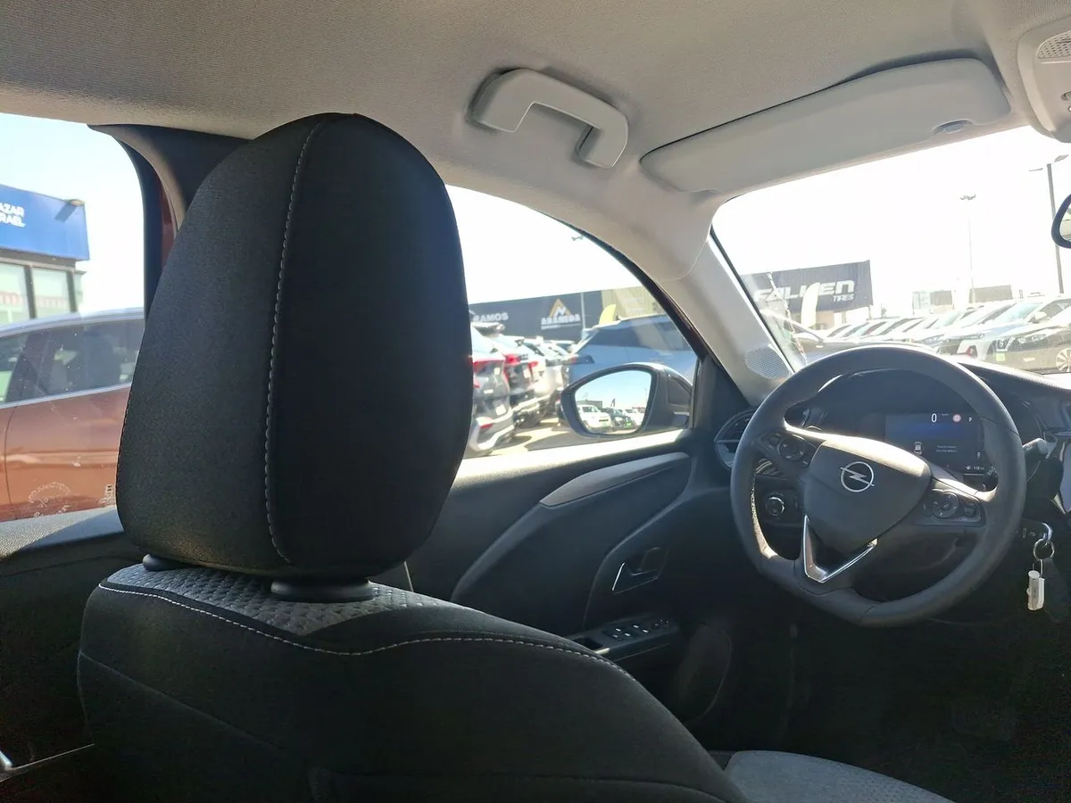 Opel Corsa 1.2t Edition 100hp 4x2 At8 5p año 2024