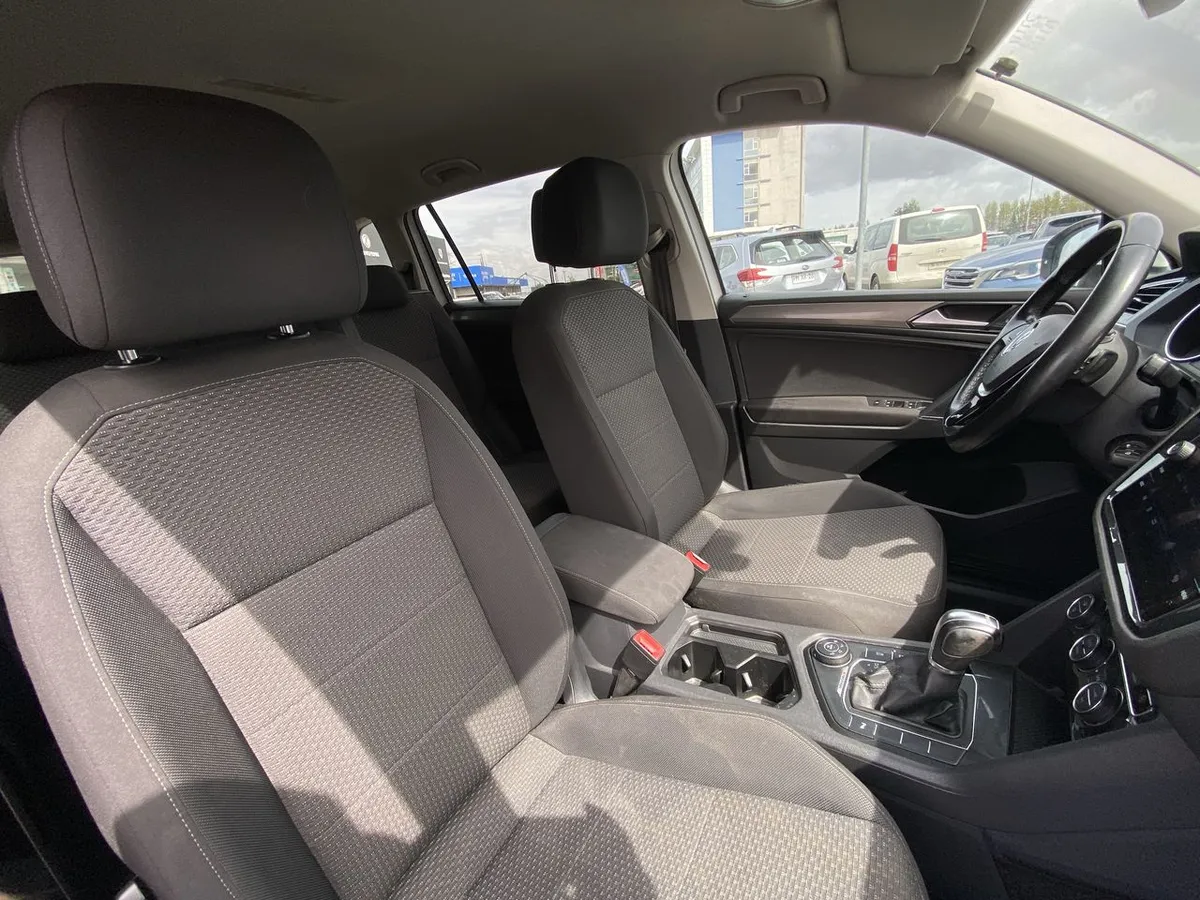 Volkswagen Tiguan 2.0 Tdi Comfortline Diesel 4motion 4x4 150hp 7a At 5p año 2019