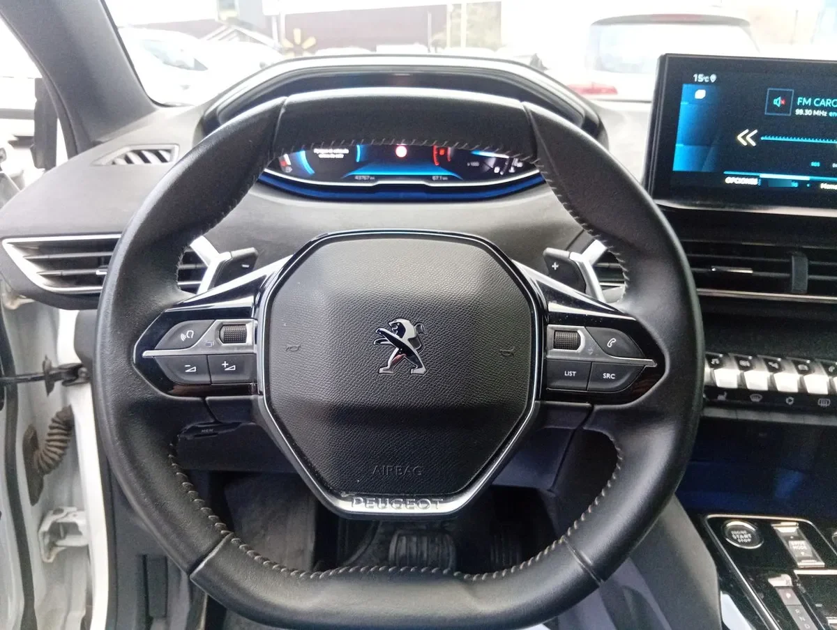 Peugeot 3008 1.5 Allure Pack Bluehdi 130 4x2 Eat8 5p año 2024