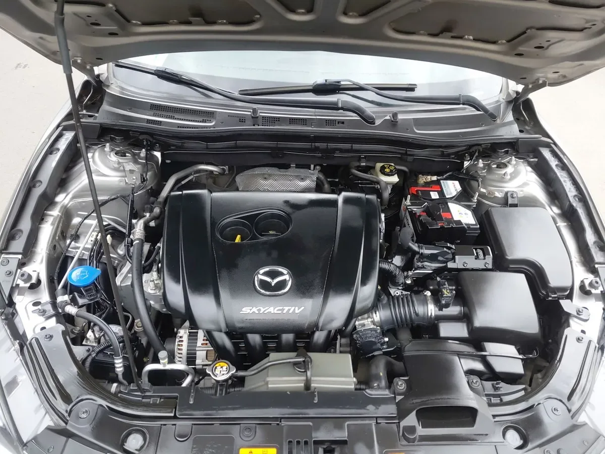 Mazda 3 2.0 Sport Gt 4x2 Sr 6at 5p año 2016