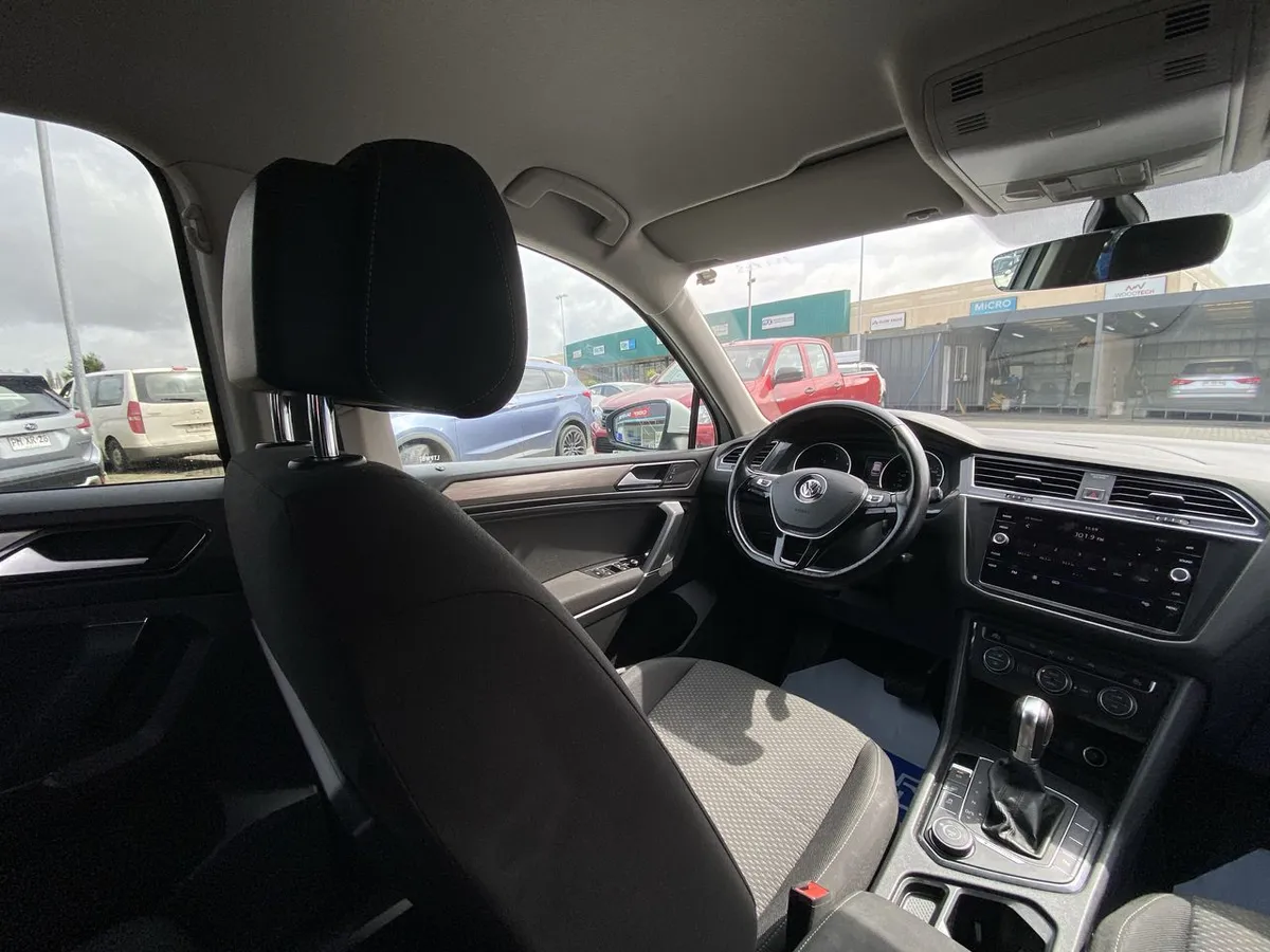 Volkswagen Tiguan 2.0 Tdi Comfortline Diesel 4motion 4x4 150hp 7a At 5p año 2019