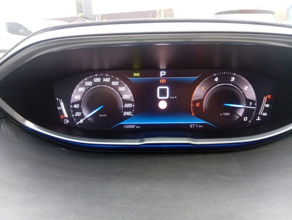 Peugeot 3008 1.5 Allure Pack Bluehdi 130 4x2 Eat8 5p año 2024