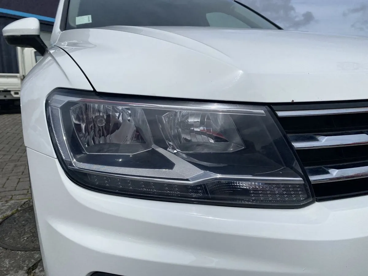 Volkswagen Tiguan 2.0 Tdi Comfortline Diesel 4motion 4x4 150hp 7a At 5p año 2019