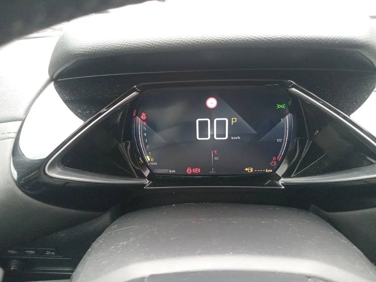 Citroen Ds3 1.2 Crossback Bastille Puretech 4x2 155 8at 5p año 2022
