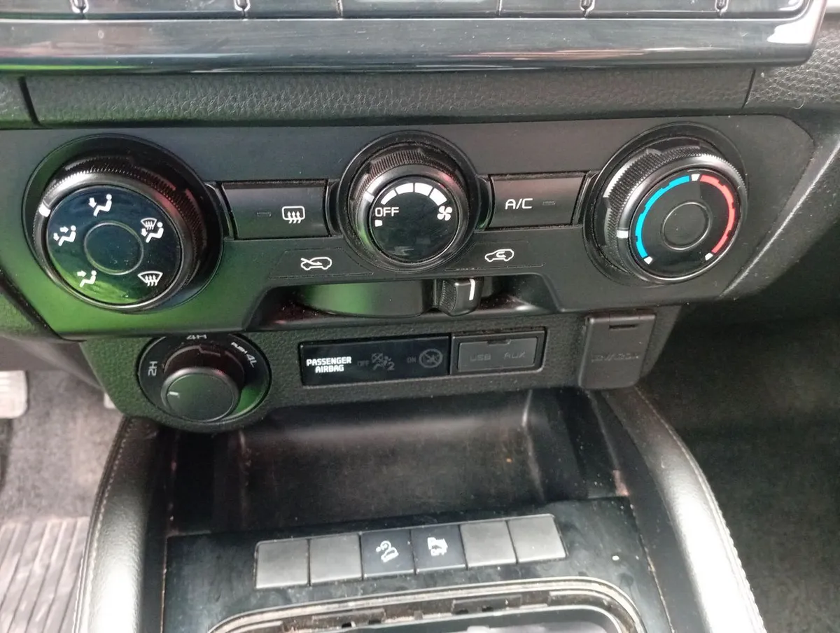 Mazda Bt-50 3.0 High Diesel 4x4 Dob.cab. 6mt 4p año 2023