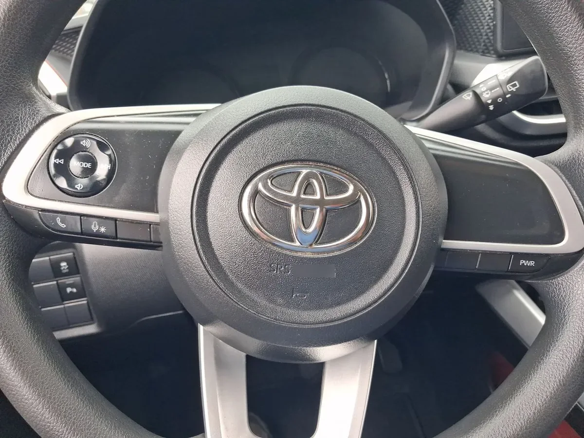 Toyota Raize 1.2 E 4x2 At 5p año 2023
