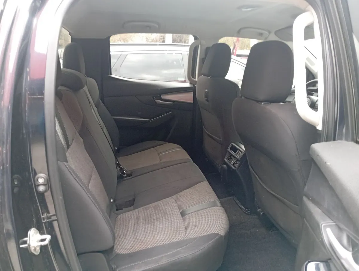 Mazda Bt-50 3.0 High Diesel 4x4 Dob.cab. 6mt 4p año 2023