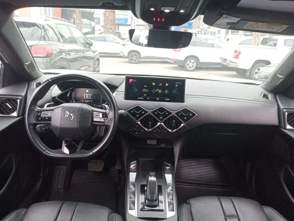 Citroen Ds3 1.2 Crossback Bastille Puretech 4x2 155 8at 5p año 2022