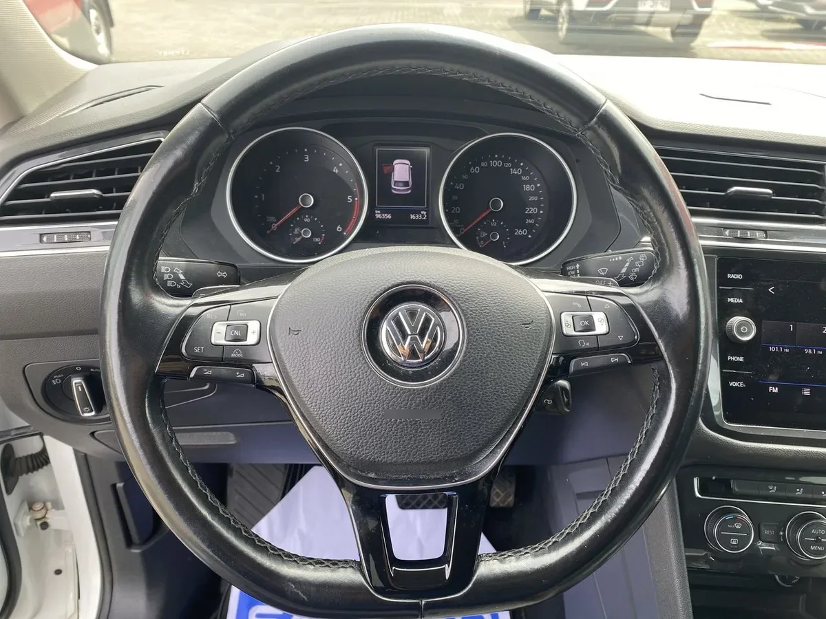 Volkswagen Tiguan 2.0 Tdi Comfortline Diesel 4motion 4x4 150hp 7a At 5p año 2019