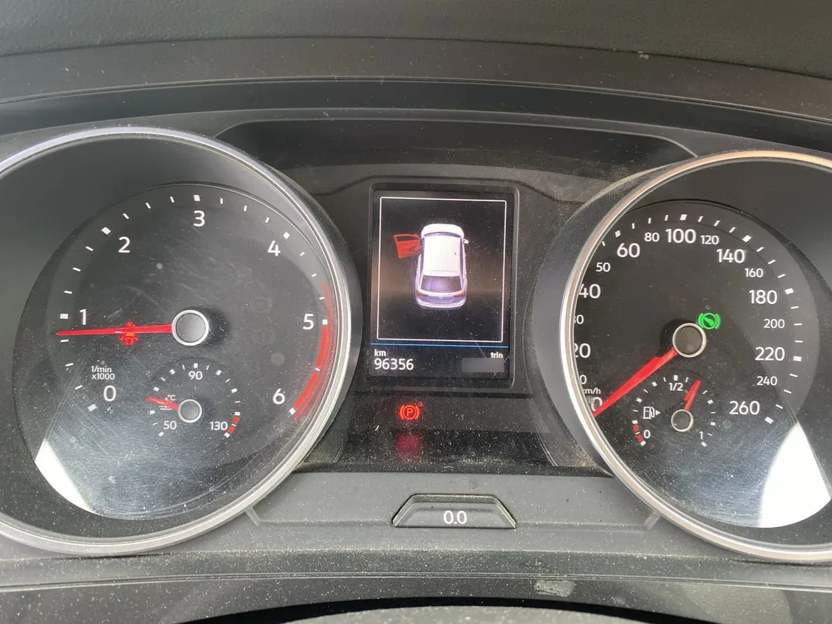 Volkswagen Tiguan 2.0 Tdi Comfortline Diesel 4motion 4x4 150hp 7a At 5p año 2019