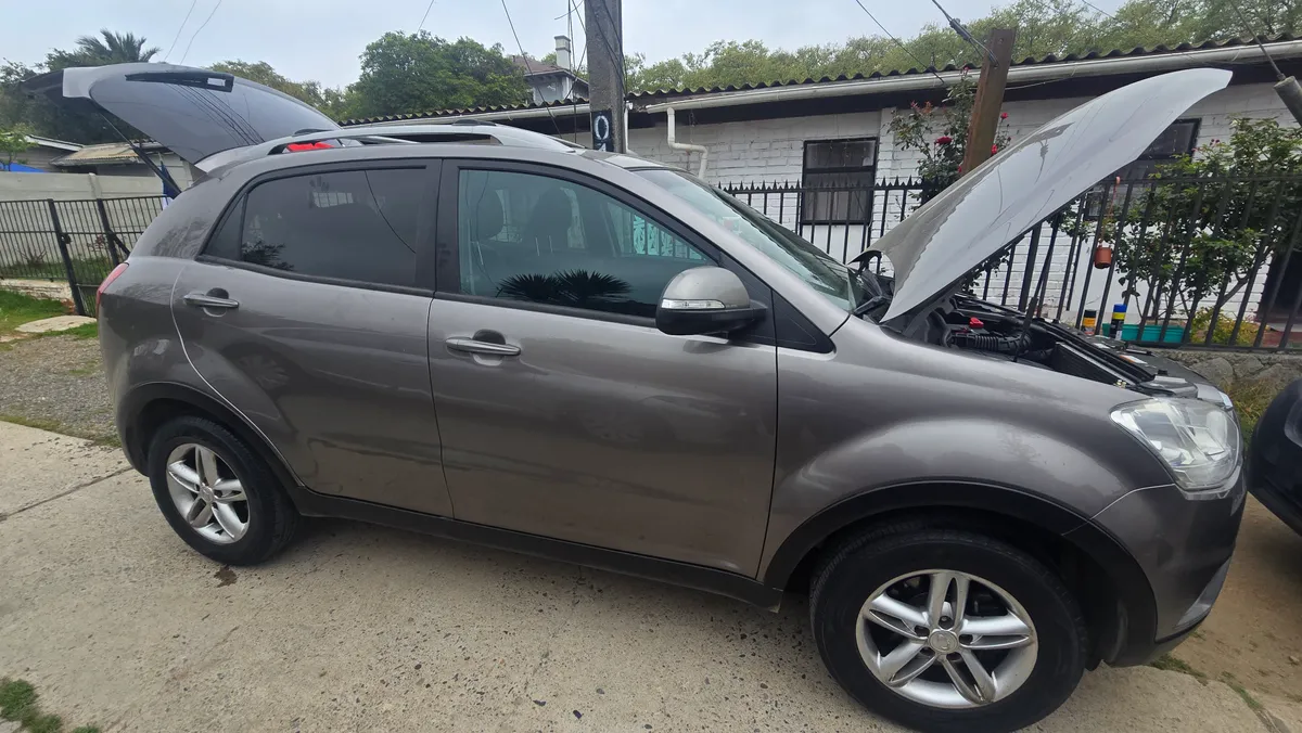 SSANGYONG KORANDO 2.0 2ab Abs Ll Mt 4x4 año 2013