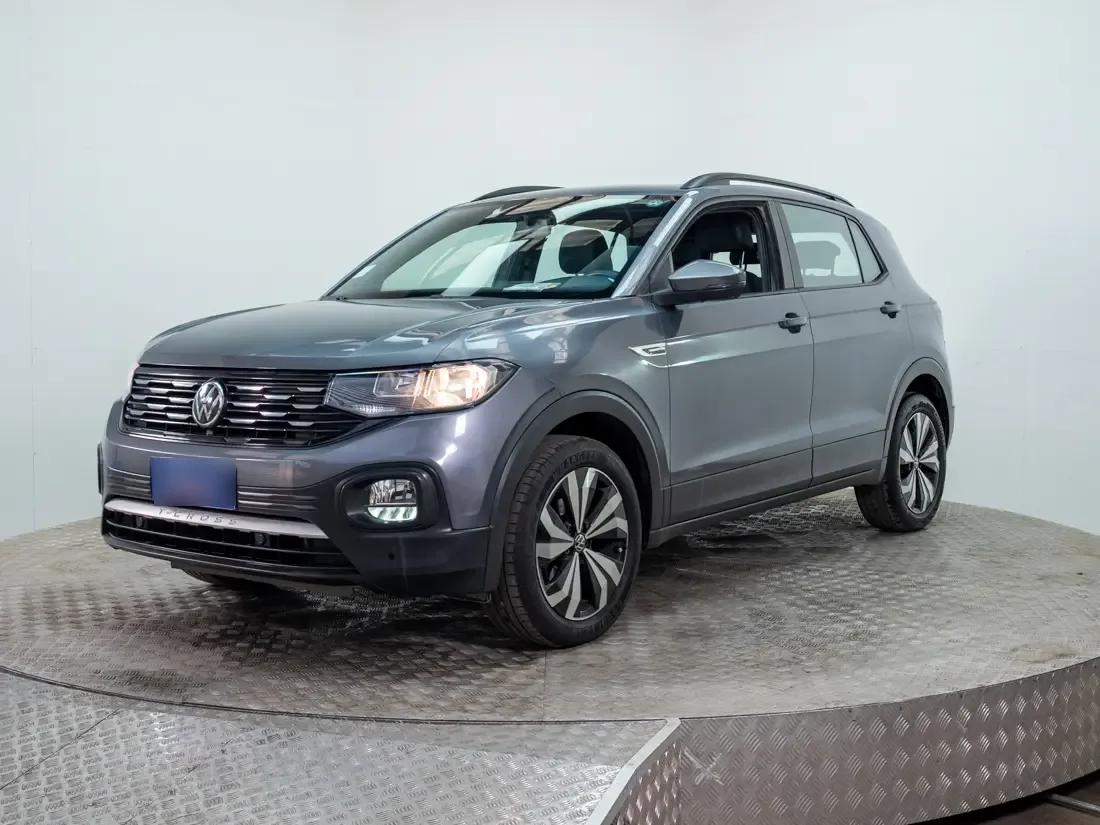 Volkswagen T-Cross 1.0 Tsi Comfortline Mt año 2022