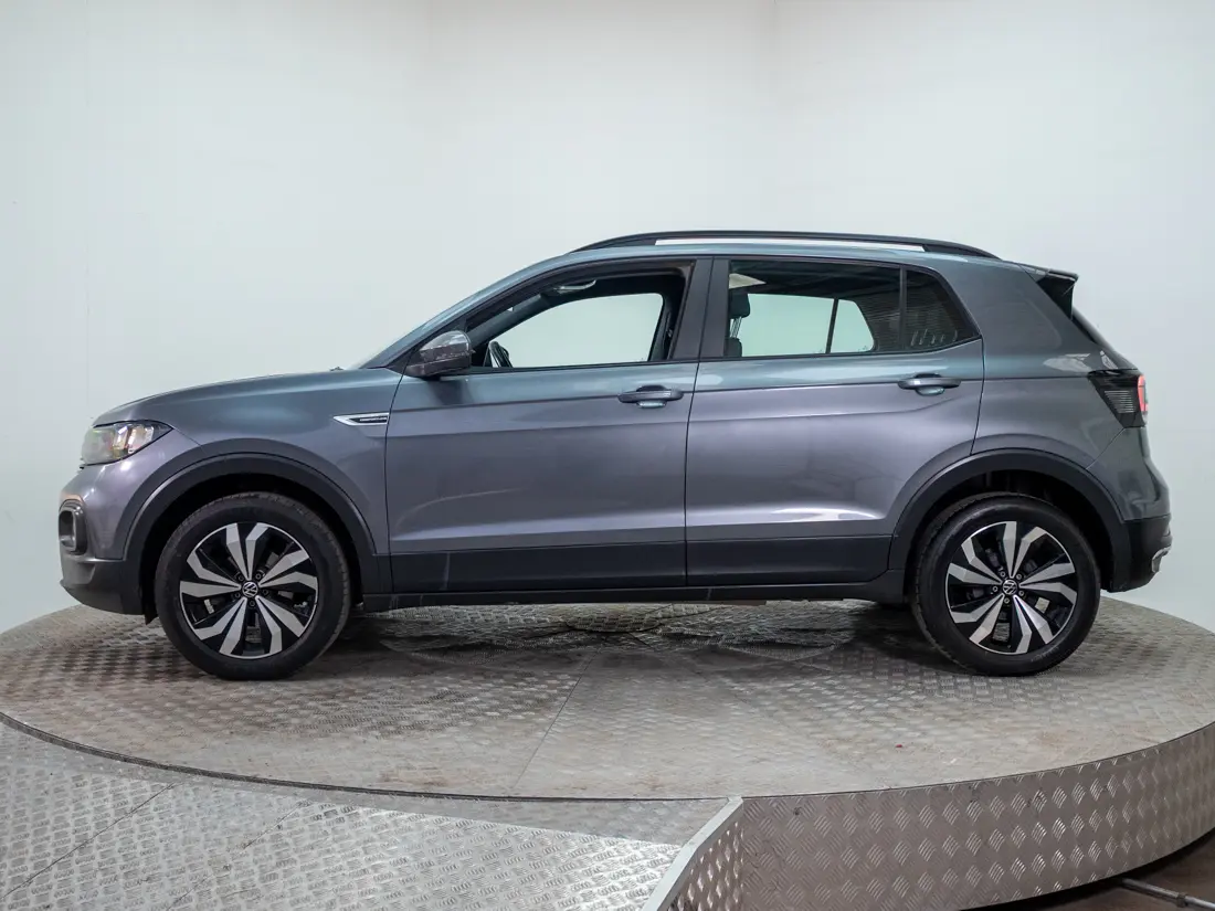 Volkswagen T-Cross 1.0 Tsi Comfortline Mt año 2022