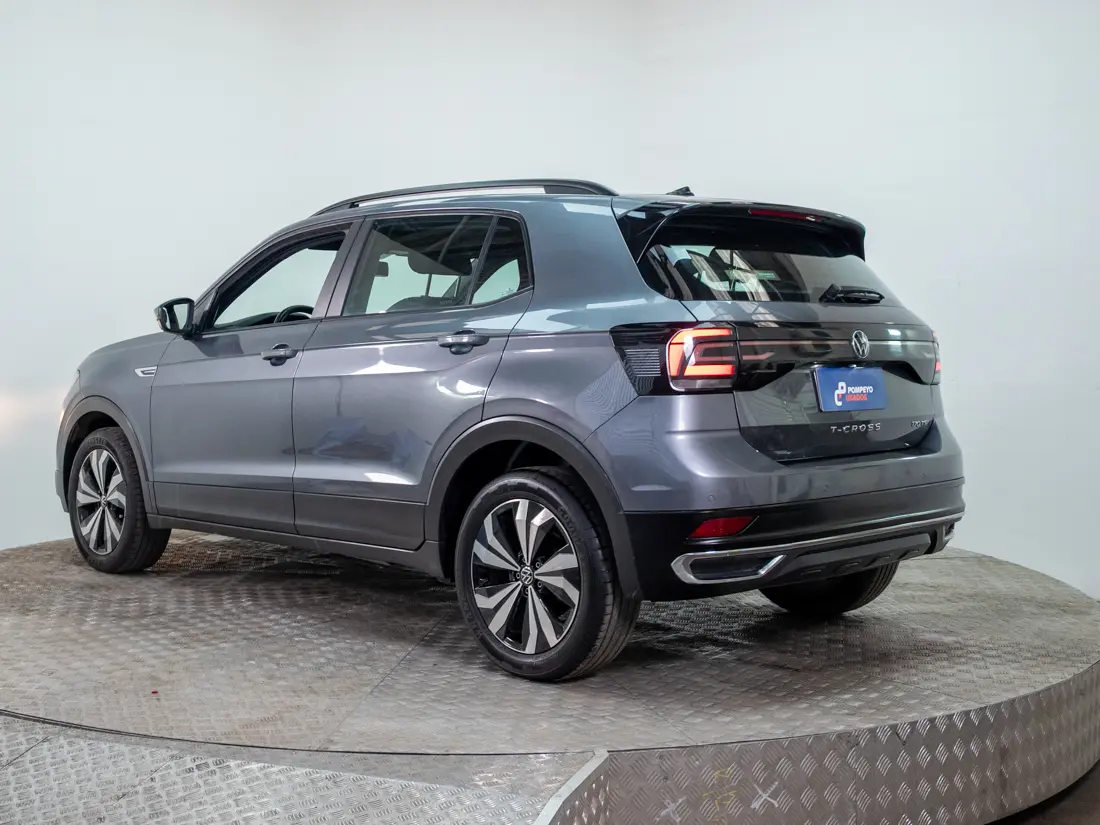 Volkswagen T-Cross 1.0 Tsi Comfortline Mt año 2022