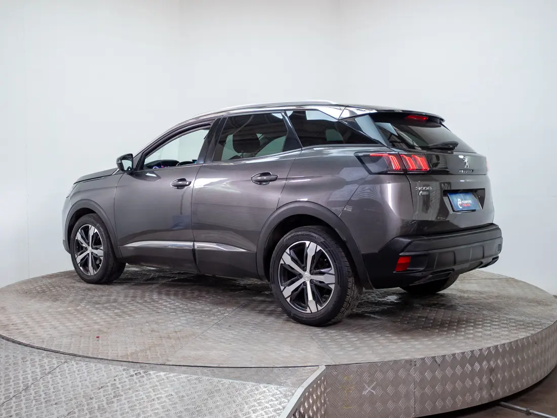 Peugeot 3008 1.6 Allure Pack Thp 165 At año 2022
