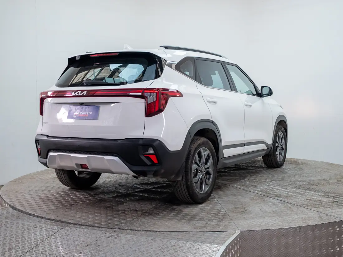 Kia Seltos 1.5 Ex At año 2024