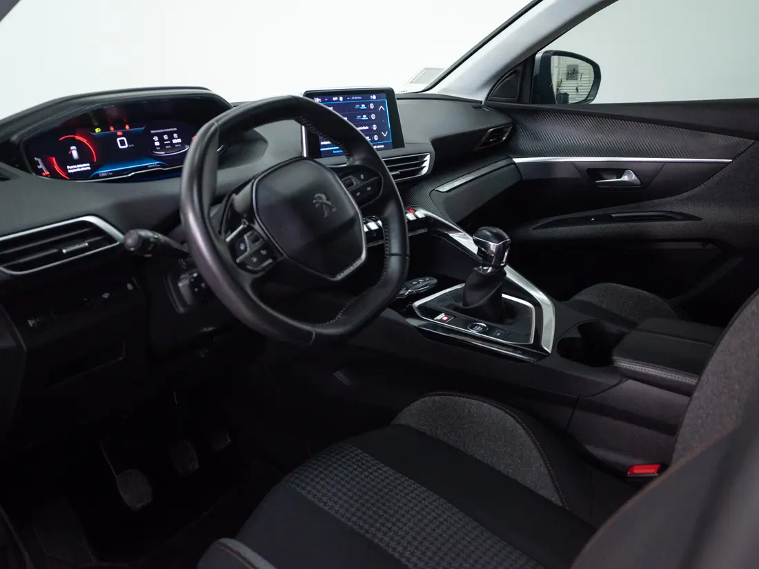 Peugeot 3008 1.5 Active Bluehdi 130 Mt Diesel año 2022