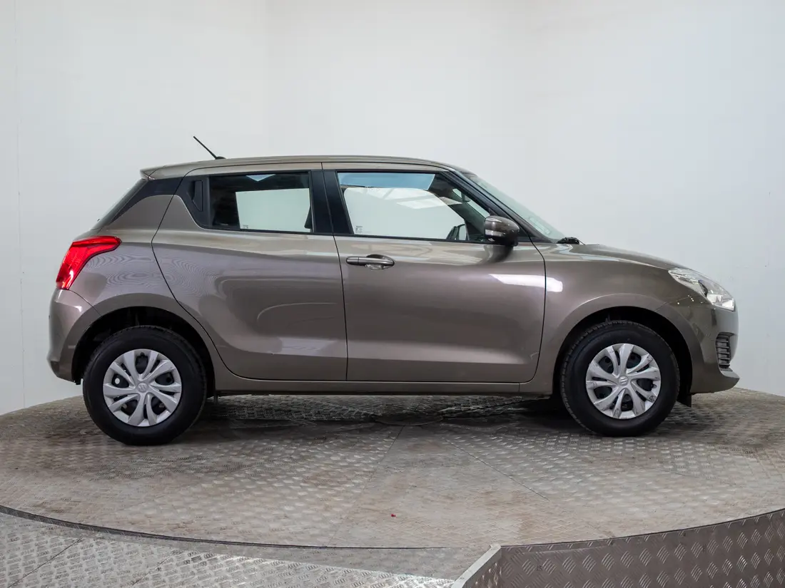 Suzuki Swift 1.2 Gl Mt año 2025