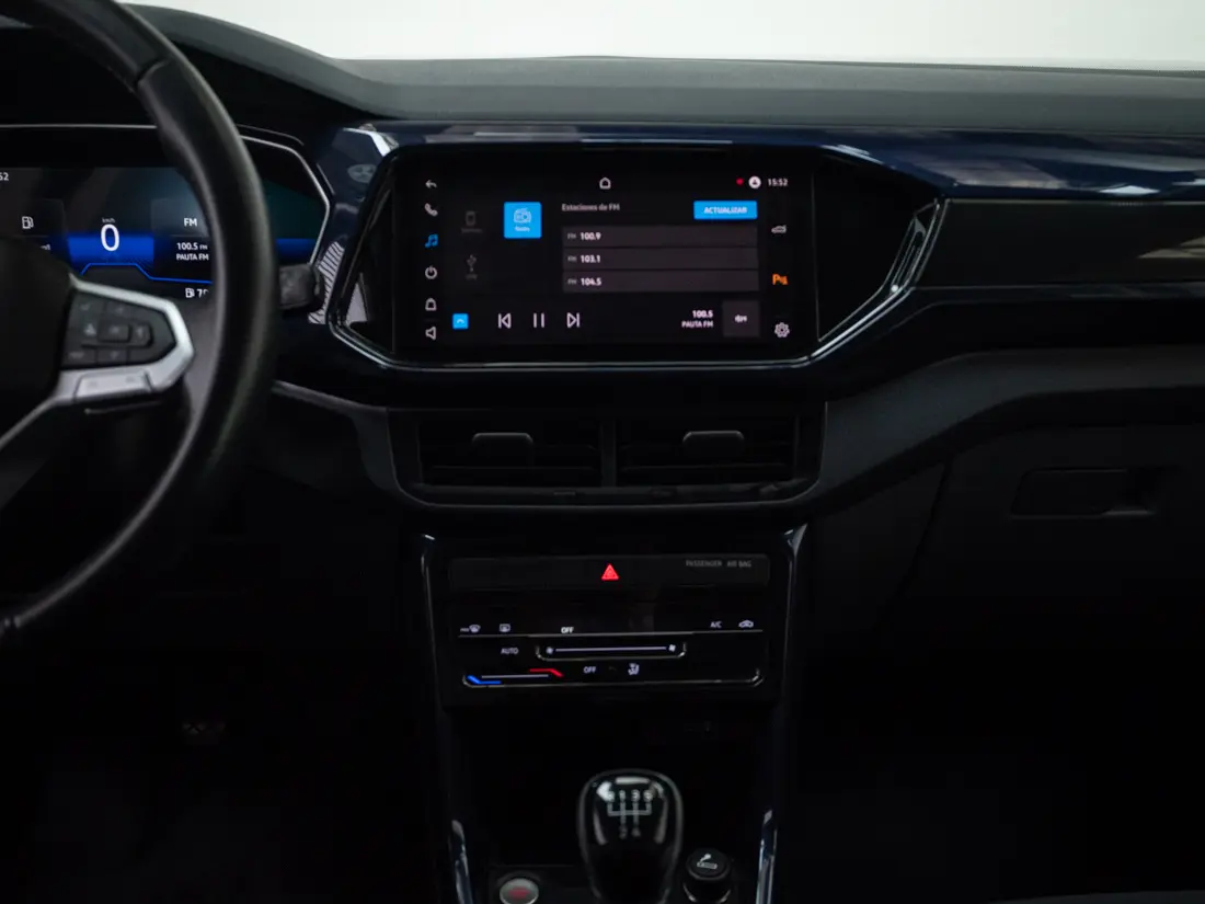 Volkswagen T-Cross 1.0 Tsi Comfortline Mt año 2022