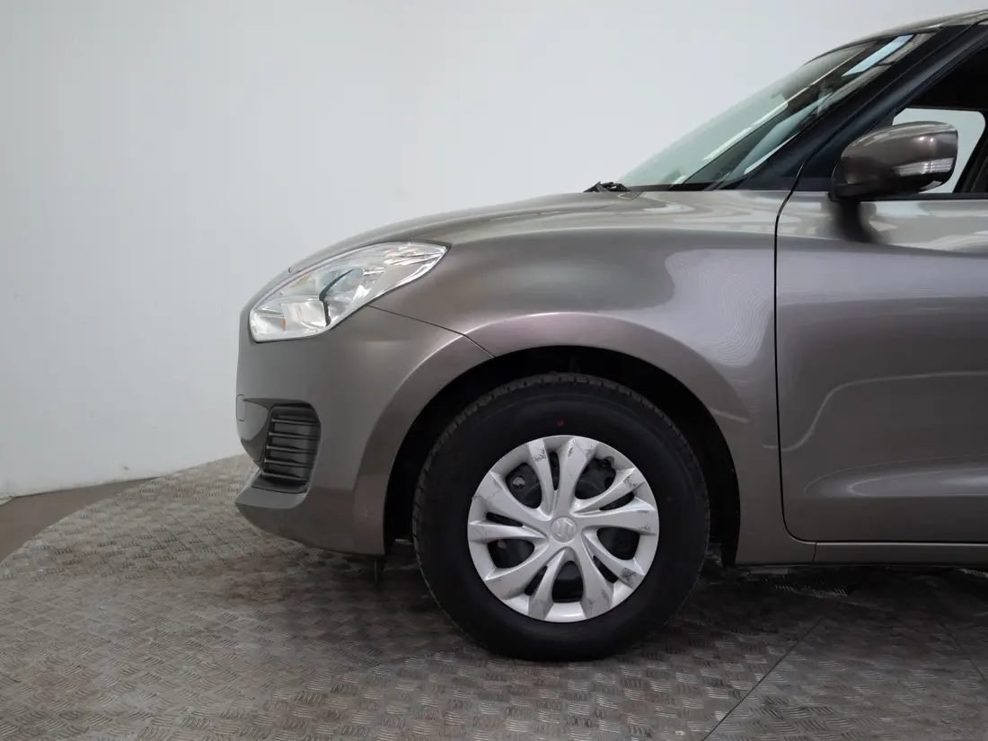 Suzuki Swift 1.2 Gl Mt año 2025