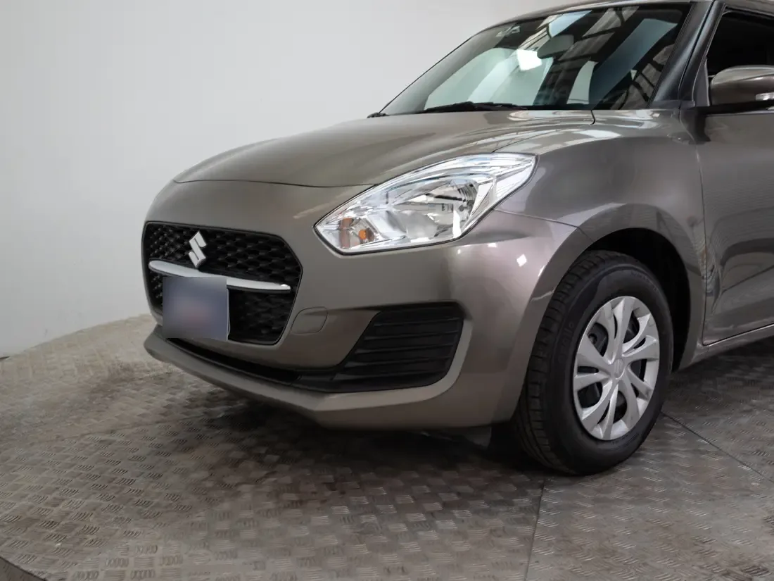 Suzuki Swift 1.2 Gl Mt año 2025