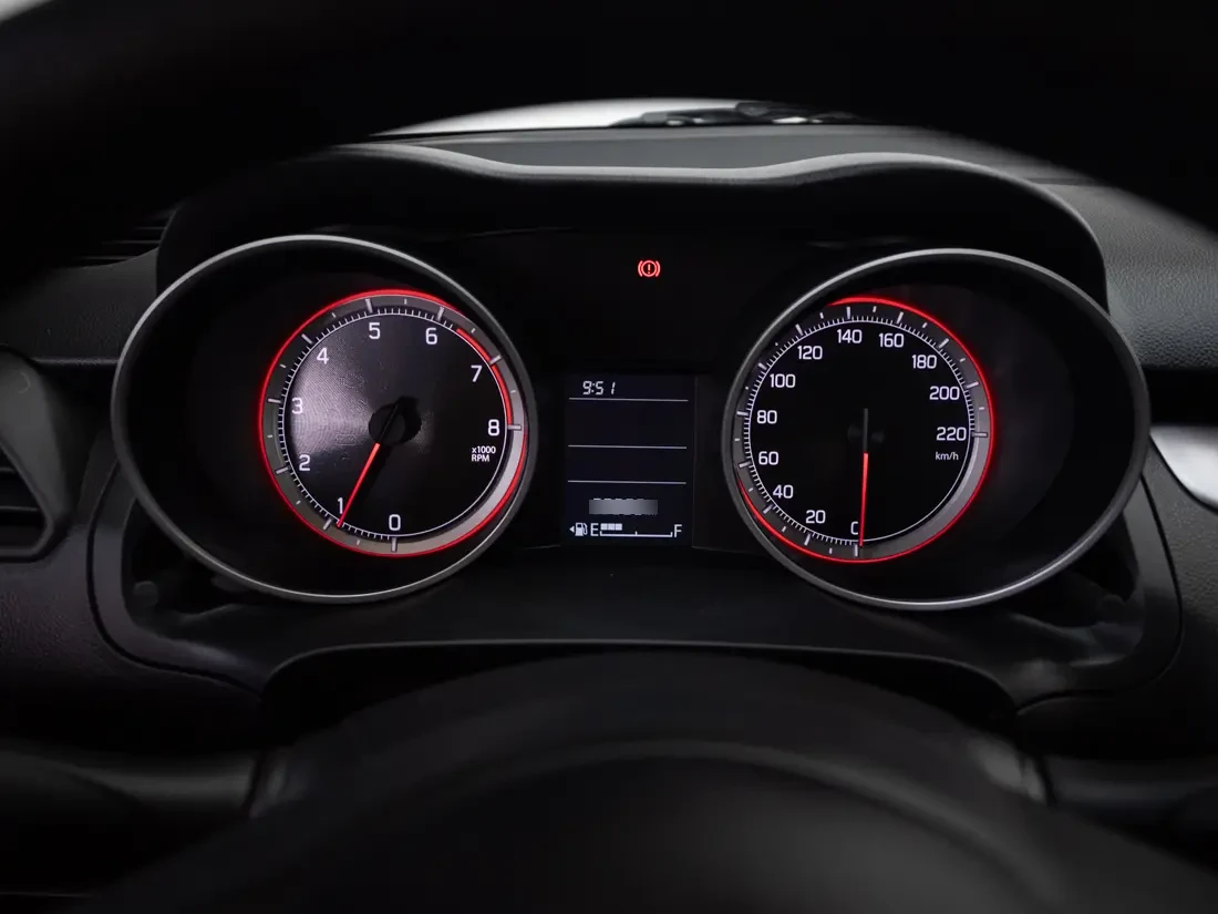 Suzuki Swift 1.2 Gl Mt año 2025